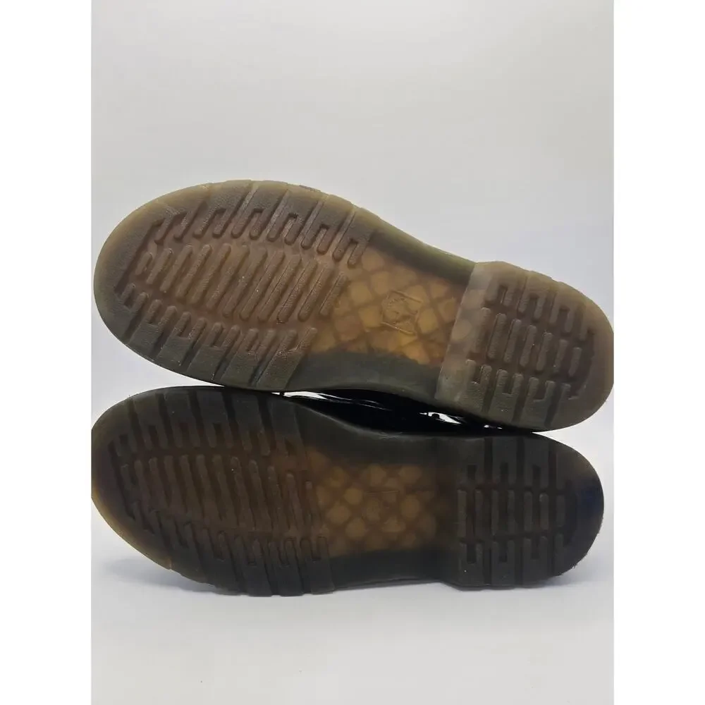 Dr. Doc Martens Glossy Black Ladies\Kids  Lace Up Size US 4-M Boots